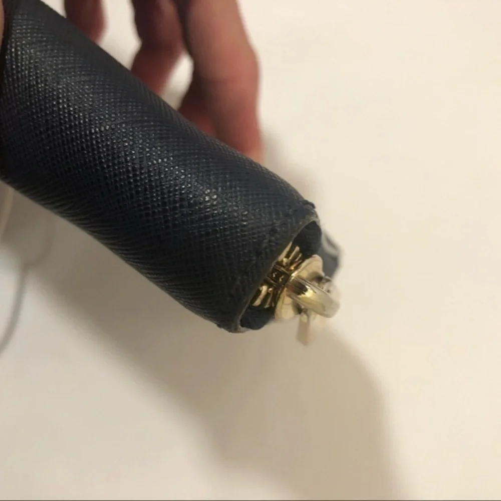 Michael kors blue saffiano leather clutch wallet